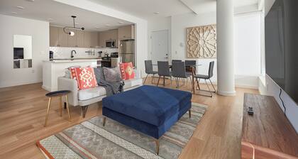 NEW Fab 4 BR - outdoor deck - gym - mins to NYC