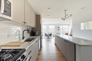 Dishwasher - Modern 2BR-newly built-near NYC (Hoboken)