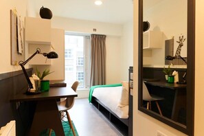 1 habitación, wifi y ropa de cama