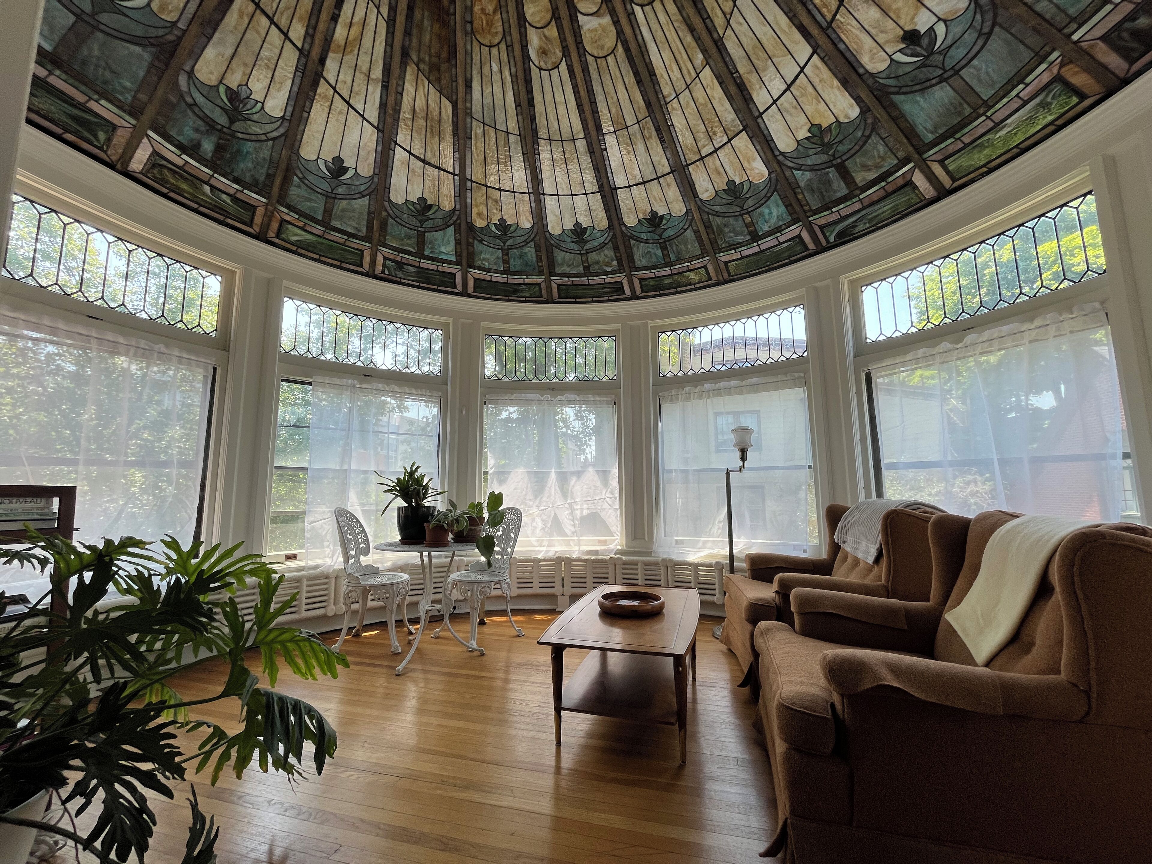 Tiffany Suite: Enclosed Solarium Room + Bedroom + Office/Yoga Room