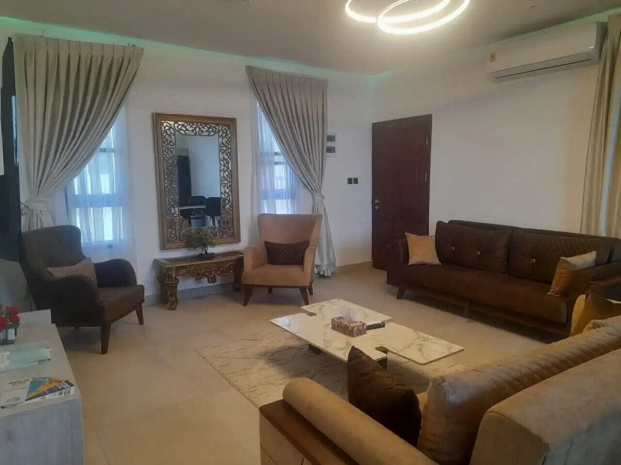 Suite Presidenziale, 1 camera da letto | Area soggiorno | Smart TV 42 pollici con canali digitali, Netflix, servizi in streaming