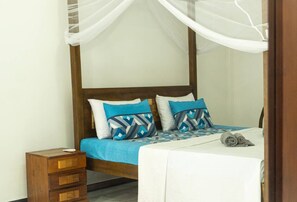 1 bedroom, WiFi, bed sheets