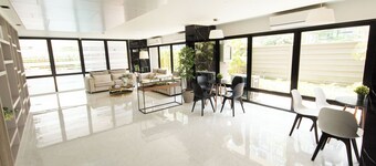 Heart of Nimman boutique apartment