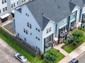Exterior - Rooftop Retreat — Heart of NoDa—Light Rail—Sauna (Charlotte)