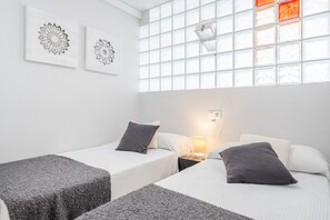 1 Schlafzimmer, Bügeleisen/Bügelbrett, kostenloses WLAN, Bettwäsche