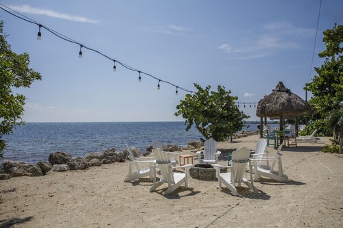 Kawama 3 bedroom townhouse--2 heated pools, marina, tennis, lagoon & much more!