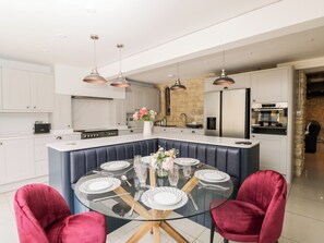 Interior - Suncroft (Cheltenham)