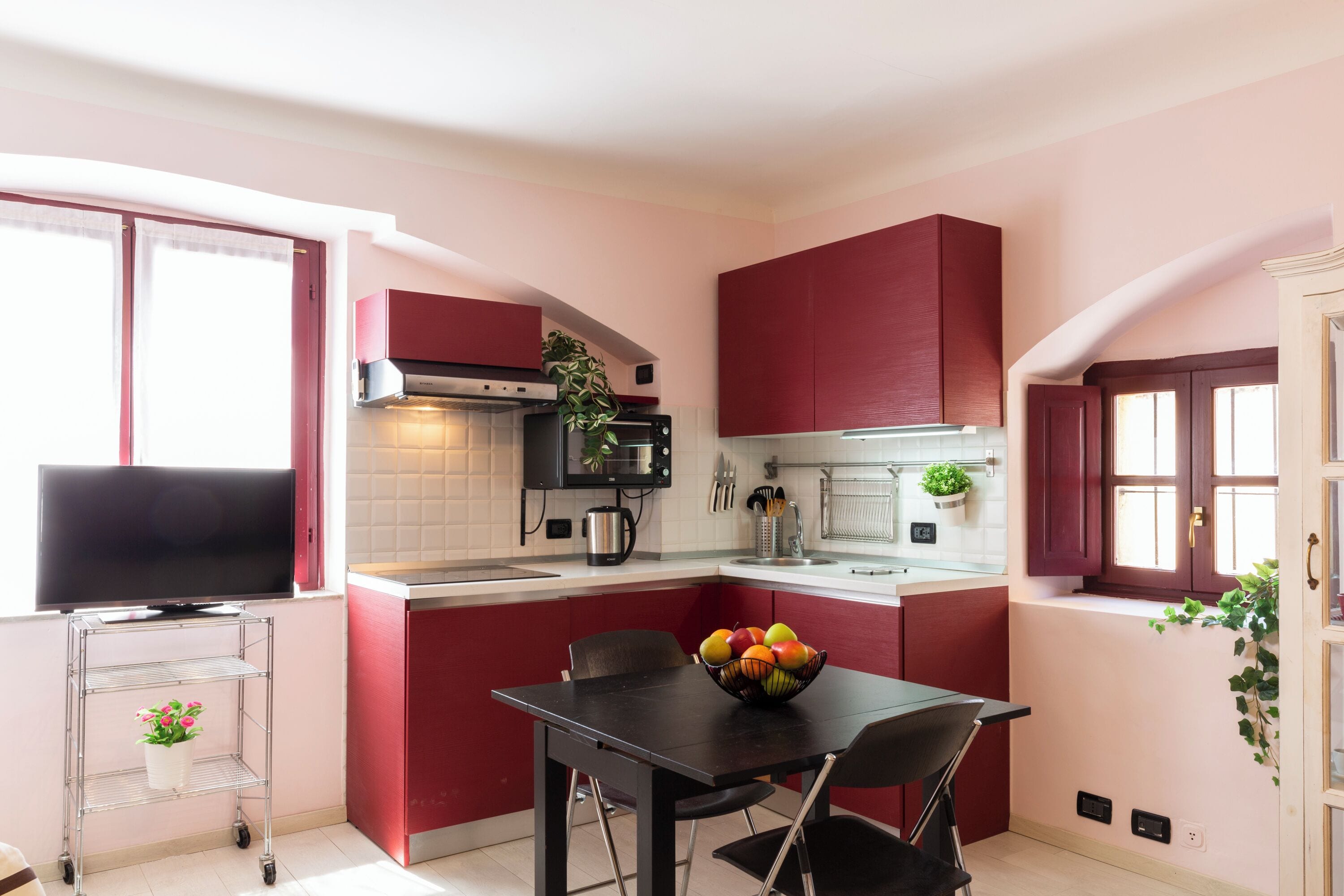 Studio trung tâm thành phố | Bếp riêng | Tủ lạnh, bếp nấu, máy rửa bát, ấm điện 