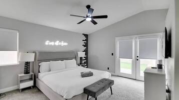 4 slaapkamers, een strijkplank/strijkijzer, wifi, beddengoed