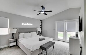 4 slaapkamers, een strijkplank/strijkijzer, wifi, beddengoed