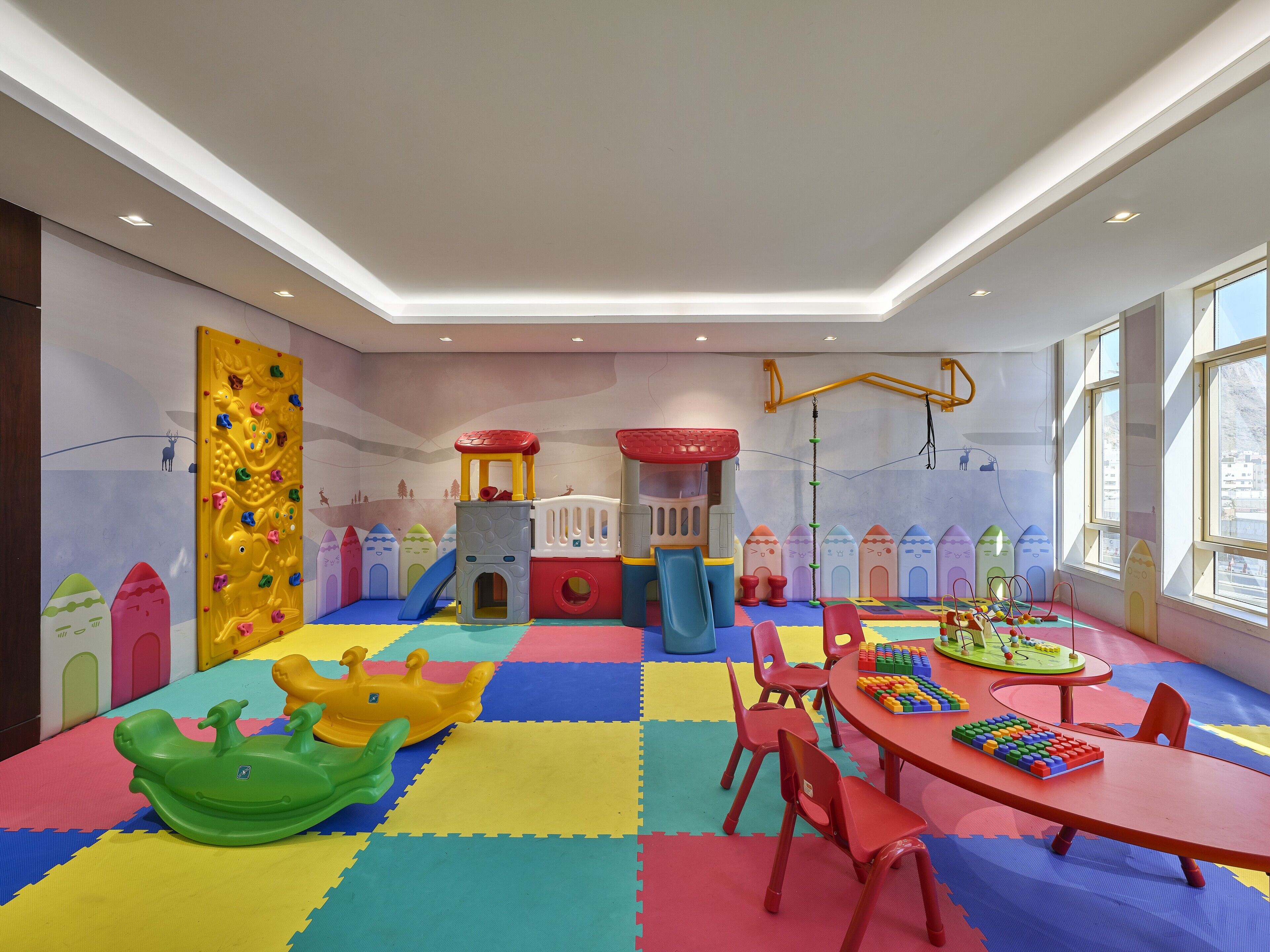 Área de juegos infantiles techada