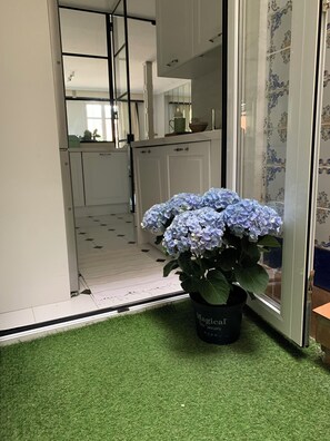 Interior - Elegant Family Retreat Steps from Retiro park and Atocha. (Madrid)