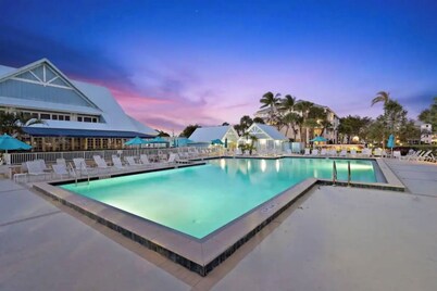 Paradise at Jupiter Bay Resort