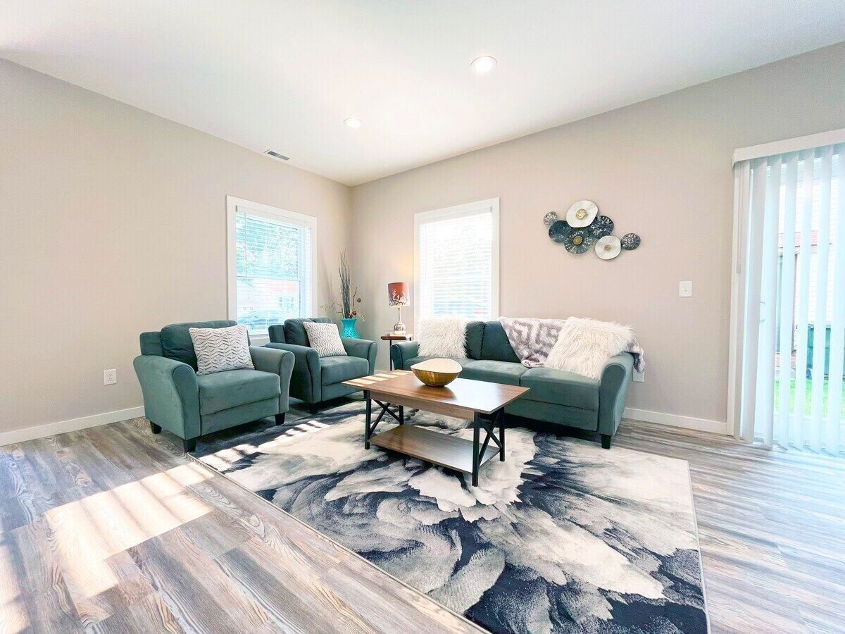 *New Build* Private Home 3br/2ba - Pet Friendly