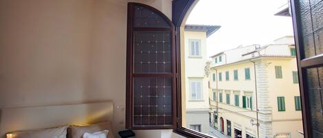 4 bedrooms, iron/ironing board, travel crib, free WiFi