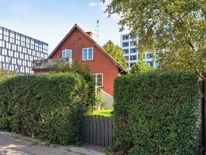 Apartment, 1 Bedroom | Property entrance - Charm 3 - Cozy 1-bdr Apt With Shared Garden (Copenhagen)