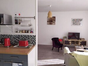 Interior - À 2 Minutes du Centre Commercial (Lagnes)