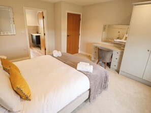 4 chambres, décoration personnalisée, ameublement personnalisé