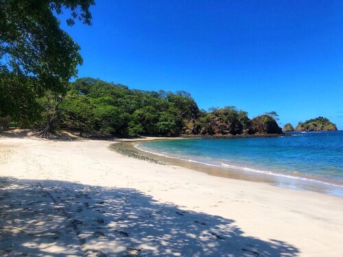 Hear the Waves - Just 200m Walk to Beach - Gated Community - Vacation Planning Included