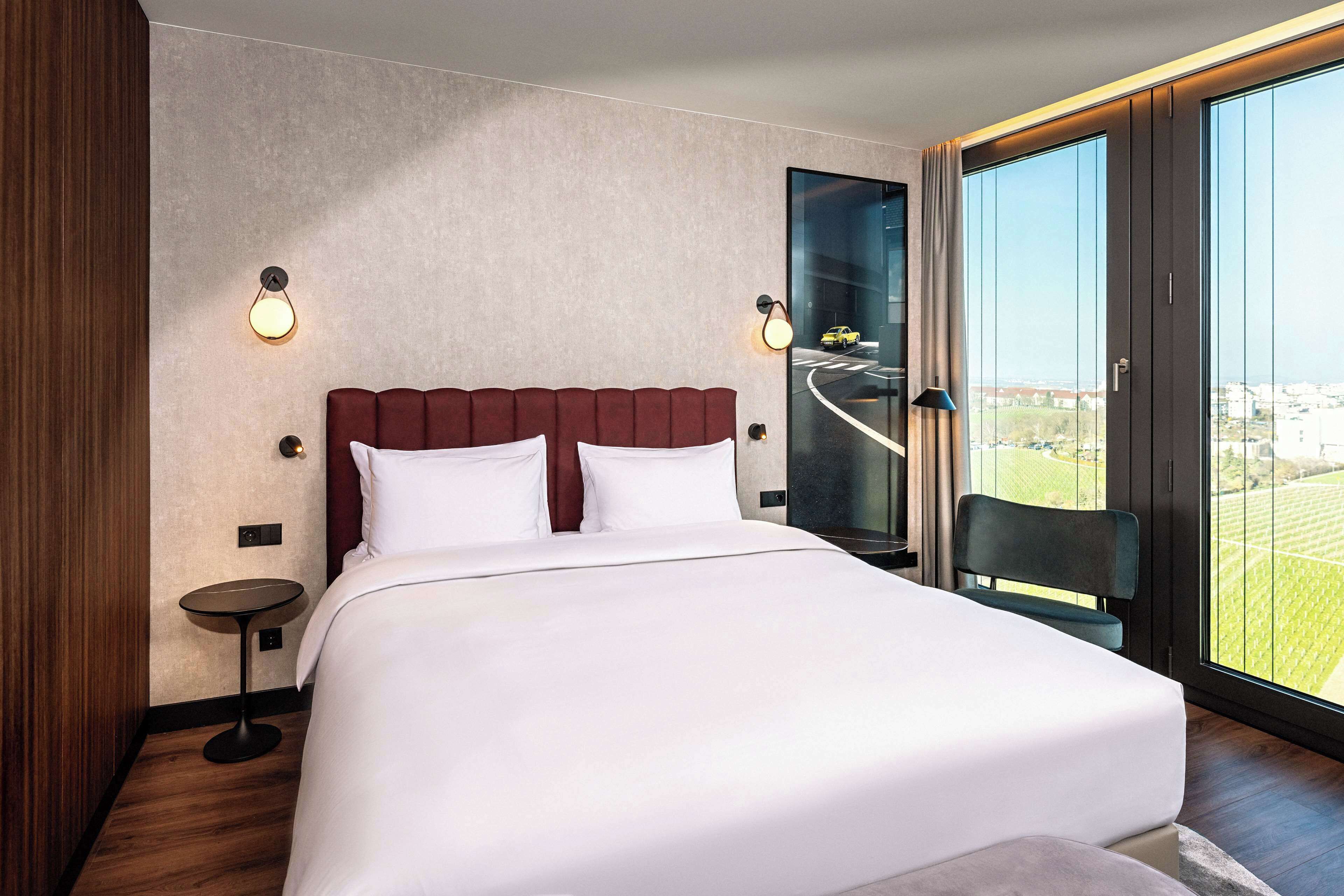 Premium bedding, minibar, in-room safe, desk