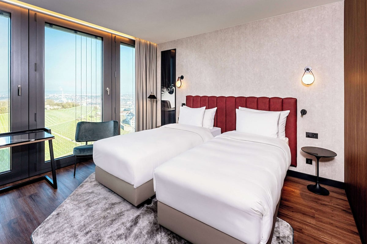 1 slaapkamer, luxe beddengoed, een minibar, een kluis op de kamer