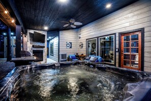 Tina de hidromasaje interior