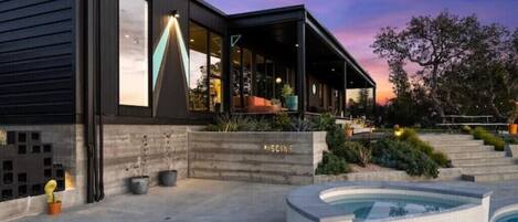 Piscine extérieure, piscine chauffée