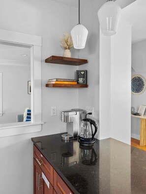 Interior - Family-Friendly Rose Cottage | Near Encore | 4 Beds 3 Baths (Everett)