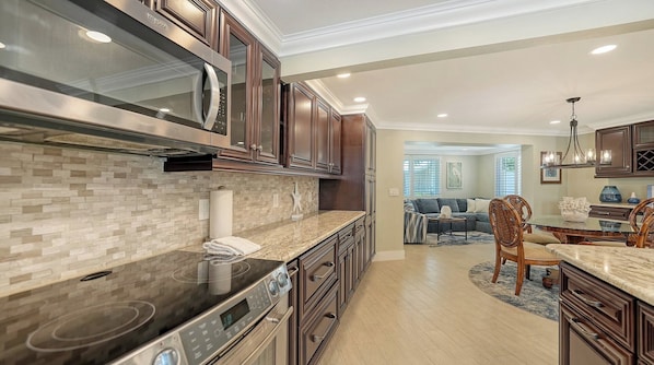 Unclassified image, 1 of 40, button