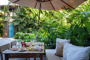 Desayuno a la carta incluido todos los días 