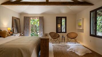 Exclusive Room | Egyptian cotton sheets, premium bedding, down duvets, minibar