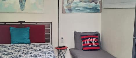 1 bedroom, in-room safe, free WiFi, bed sheets