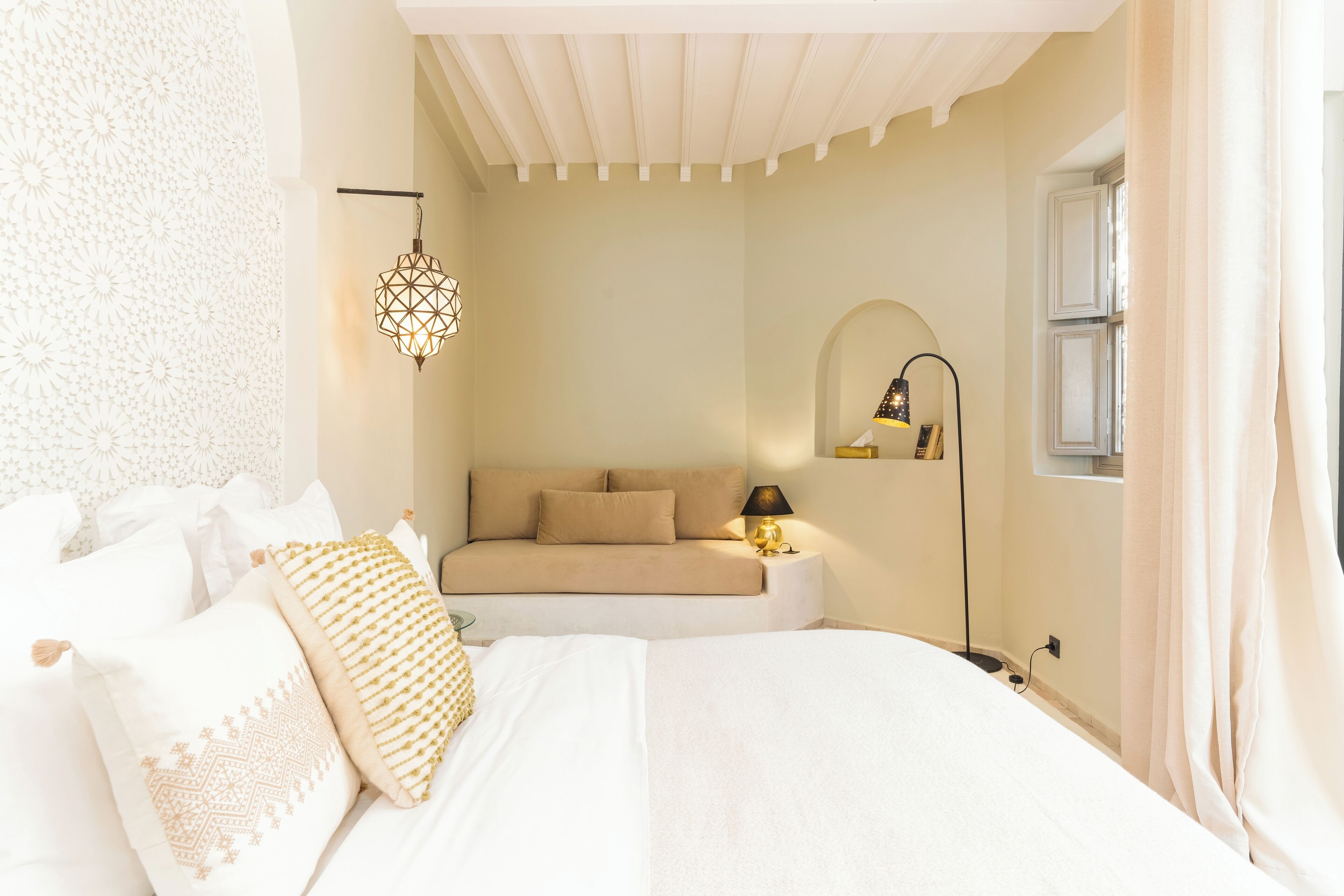 Suite Deluxe, 1 cama de matrimonio con sofá cama | Sábanas de algodón egipcio y ropa de cama de alta calidad