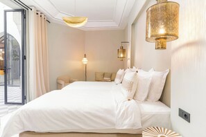 Deluxe Double or Twin Room | Egyptian cotton sheets, premium bedding, memory foam beds, in-room safe
