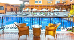 Superior Bungalow | Terrace/patio