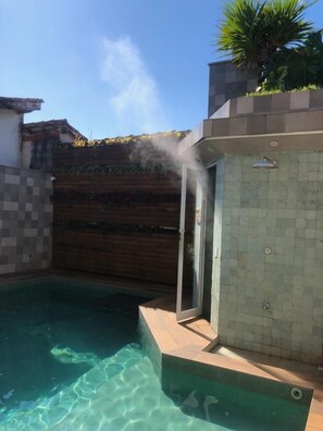 Pool - House in a gated community next to the Riviera C7 (Bertioga)