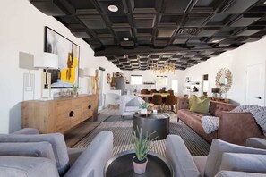 TV, fireplace, offices