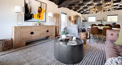 Canyon Retreat: 3 Homes (Tiny Home) + Golf Access