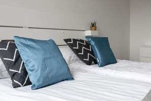 2 bedrooms - Spacious 2 Bedroom Condo in Design District
 (Helsinki)