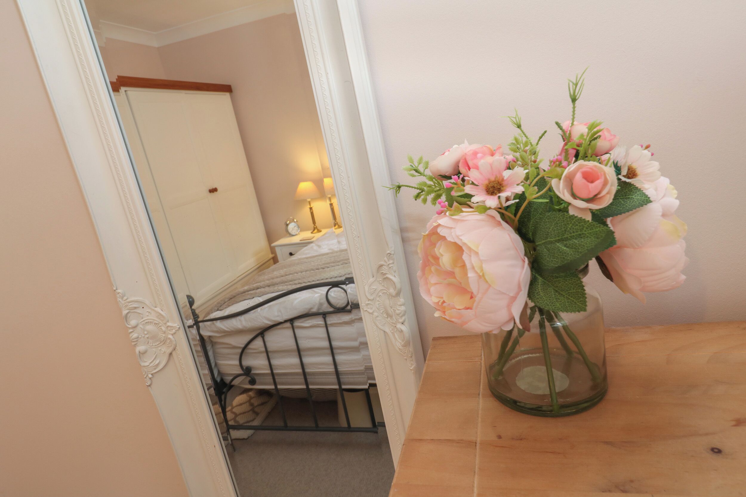 2 bedrooms, WiFi (free), individually decorated, individually furnished