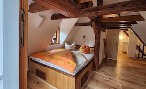 4 habitaciones, wifi y ropa de cama 