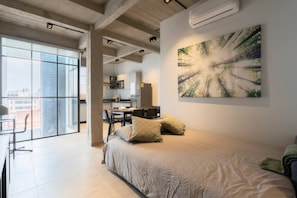 2 bedrooms, iron/ironing board, travel crib, WiFi