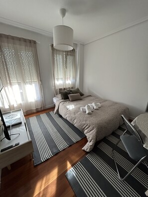 Strykejern/-brett, wi-fi (inkludert) og sengetøy