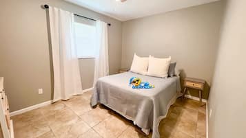 2 habitaciones, tabla de planchar con plancha, cuna de viaje y wifi