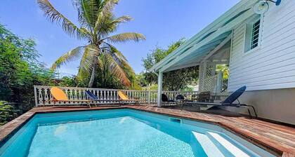 Villa Bulle, piscine Ă l`abri des regards