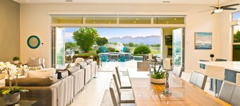 Extraordinary West mountain views PGA West/Greg Norman Course