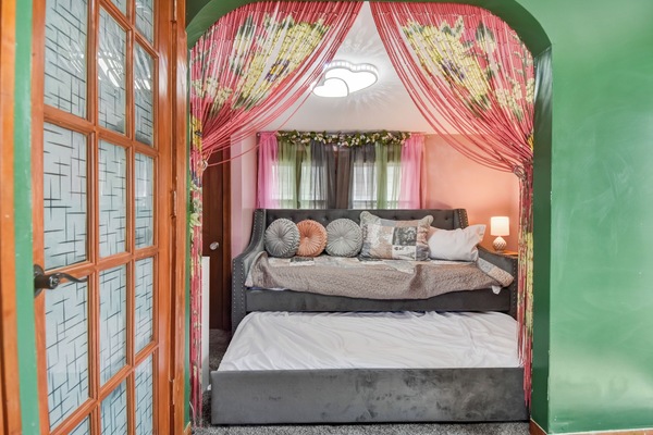 4 Schlafzimmer, Schreibtisch, kostenloses WLAN, Bettwäsche