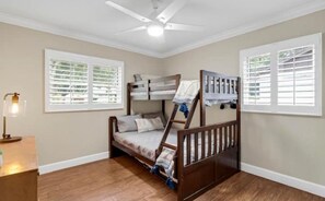 3 bedrooms, desk, iron/ironing board, travel crib