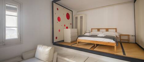 1 slaapkamer, een strijkplank/strijkijzer, gratis wifi