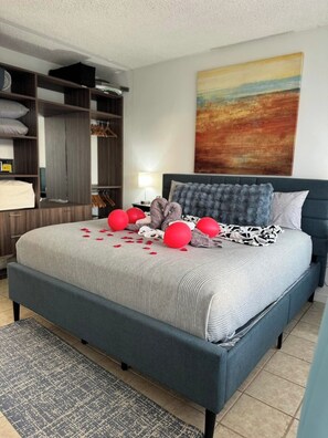 1 bedroom, iron/ironing board, travel cot, WiFi